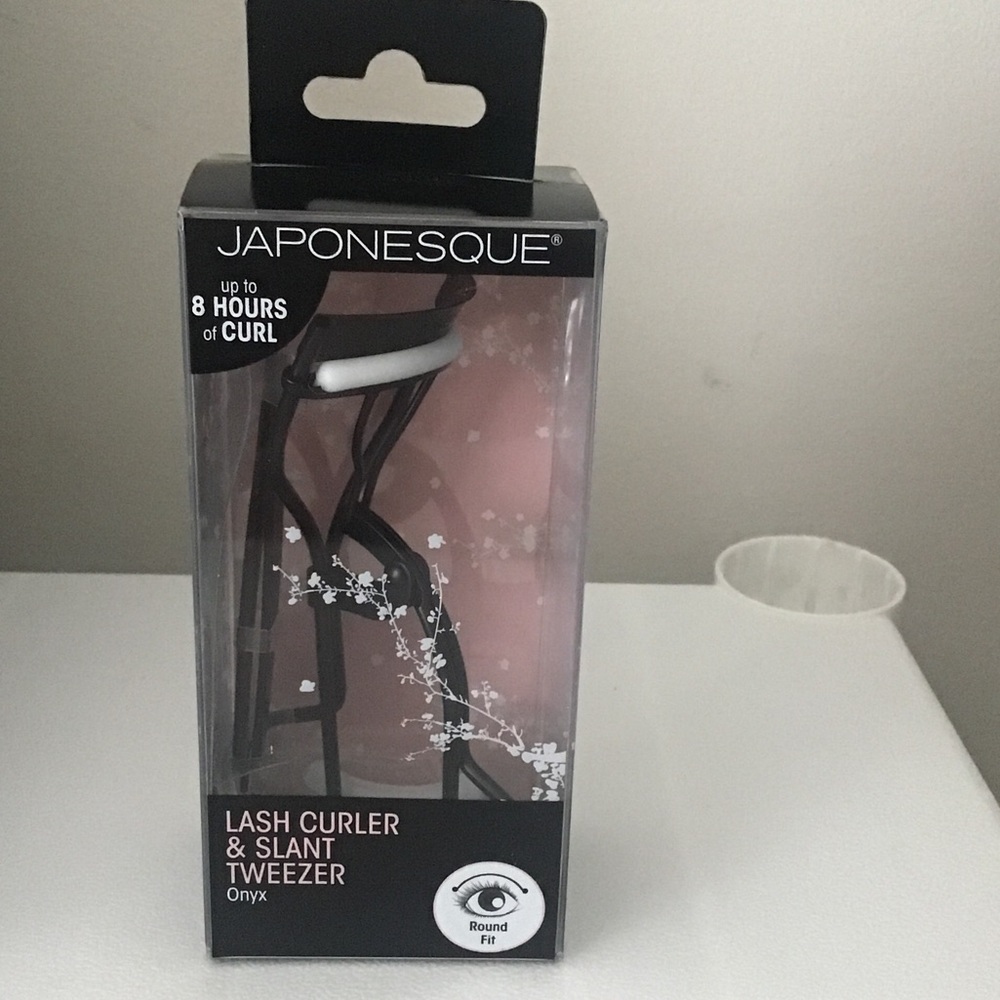 Nib eyelash curler and tweezer combo